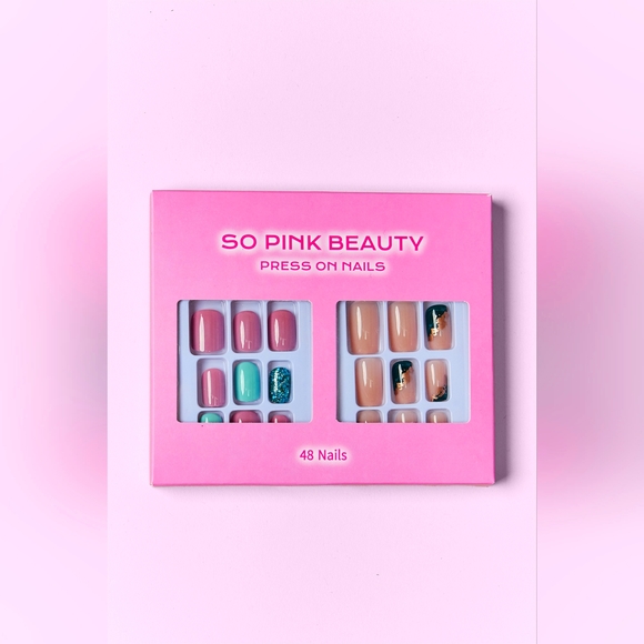 SO PINK BEAUTY Press On Nails 2 Packs In Polished Petals - Picture 1 of 3